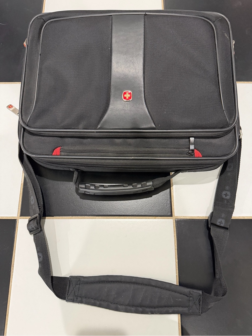 17 inch laptop case